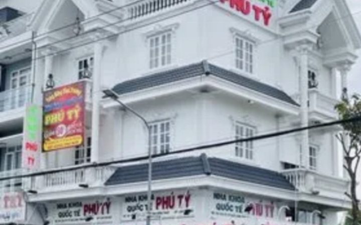 Nha Khoa Quốc Tế Phú Tỷ