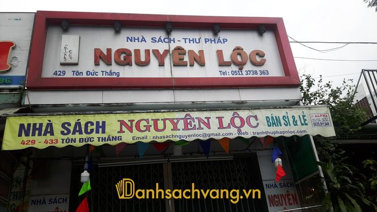 Nhà sách Nguyên Lộc ở 429 Tôn Đức Thắng Đà Nẵng