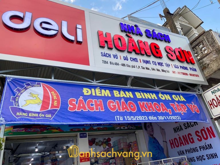Nhà Sách Hoàng Sơn trên đường Nguyễn Ái Quốc, Đồng Nai