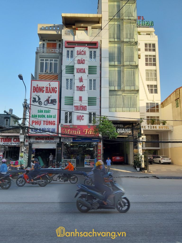 Nhà Sách Minh Tâm - 245 Trần Nguyên Hãn Hải Phòng