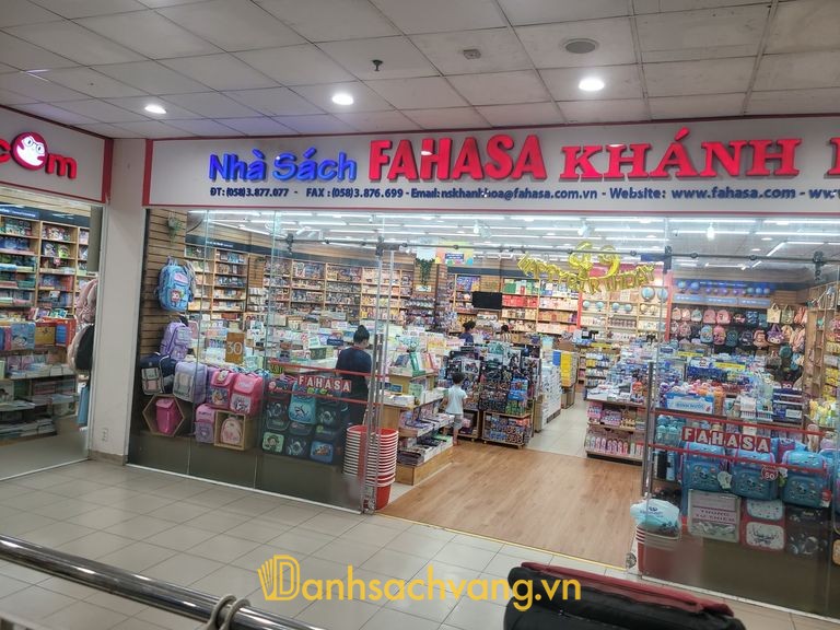 Nhà sách FAHASA Khánh Hòa tại Co.opmart Nha Trang
