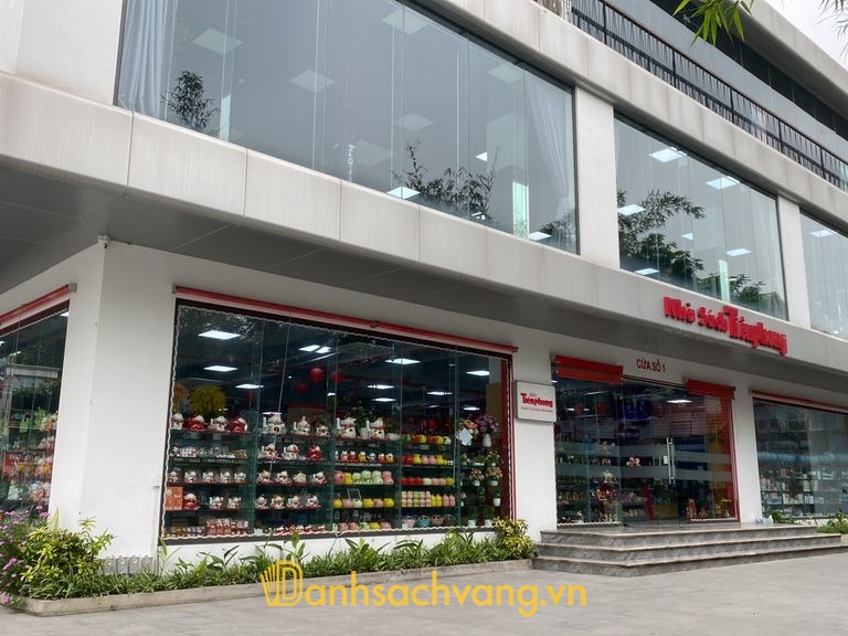 Nhà sách Tiền Phong Ninh Bình tại 109 Nguyễn Huệ