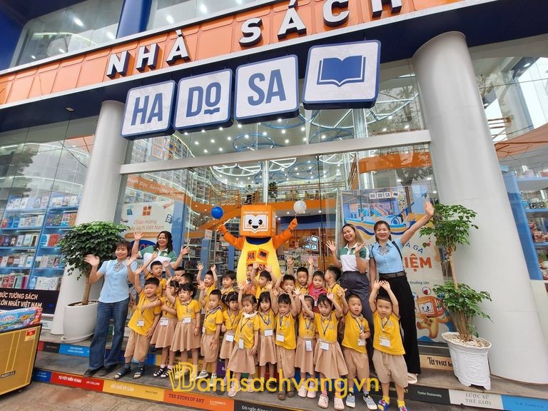 Nhà sách Hadosa Việt Trì - nhà sách ở Phú Thọ
