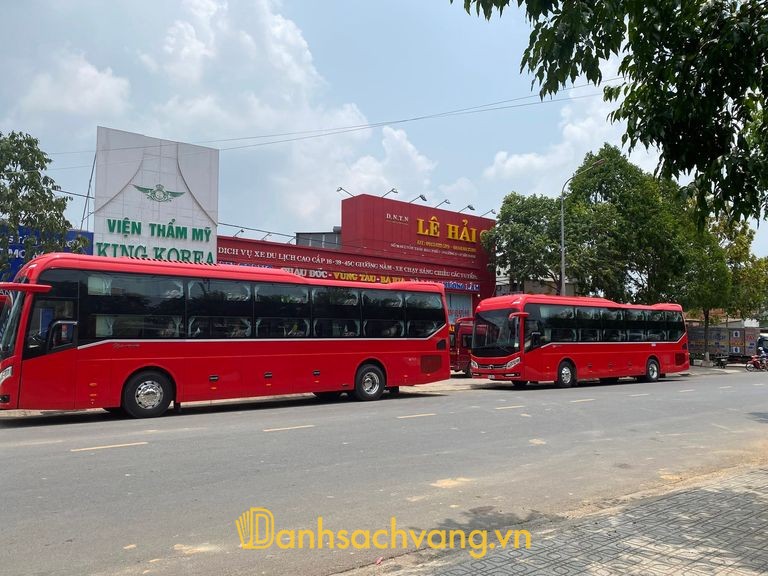 Hình ảnh xe khách Lê Hải tại văn phòng Tây Ninh với các phương tiện giường nằm phục vụ hành khách