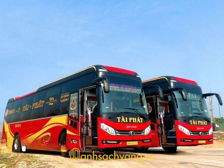Nhà xe Tài Phát Limousine phục vụ tuyến Cam Ranh đi Quy Nhơn bằng xe giường phòng đôi