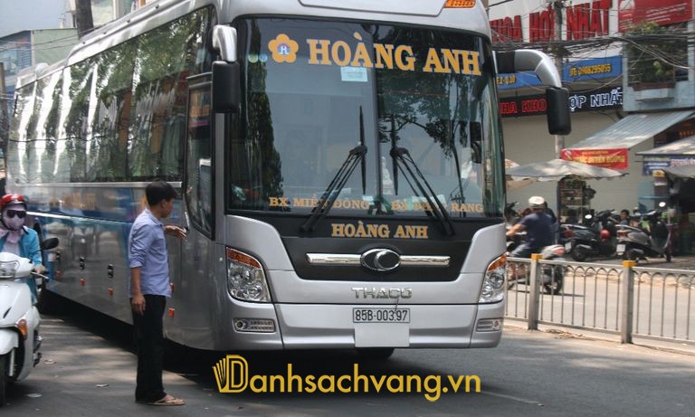 Nhà xe Hoàng Anh giường nằm limousine tuyến Sài Gòn đi Phan Rí Bình Thuận