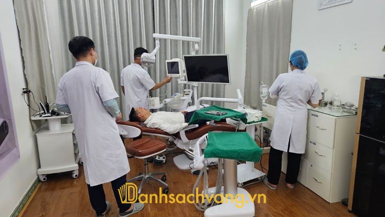 Nha Khoa Thẩm Mỹ Việt Hùng - phòng khám nha khoa ở Điện Biên