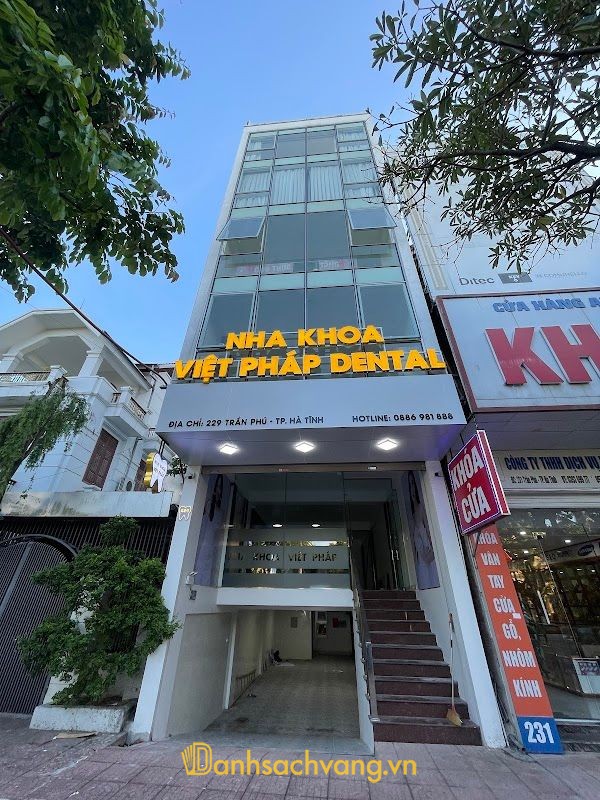 Nha Khoa Việt Pháp Dental ở Hà Tĩnh