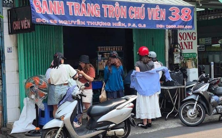 10 Quán ăn vặt ở TPHCM ngon, đa dạng món, giá bình dân