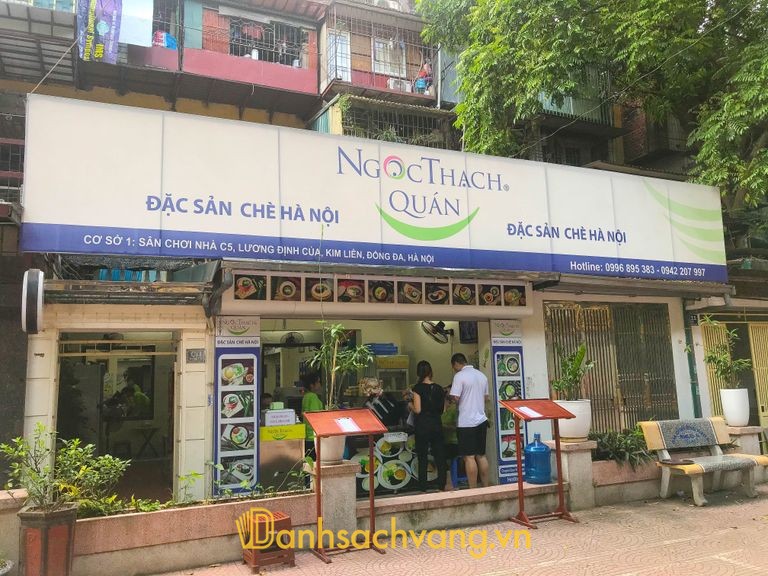 Ngọc Thạch Quán Original - quán chè và ăn vặt tại Hà Nội