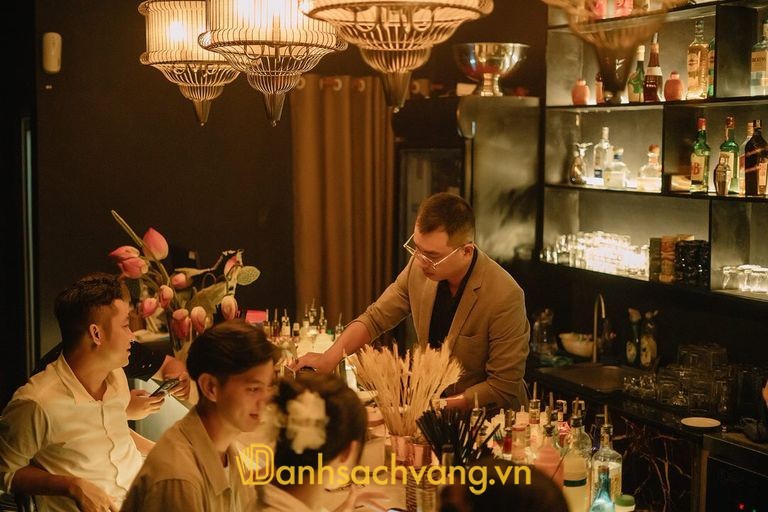 Tê Bê Chilling Cocktail Bar tại Nha Trang Khánh Hòa