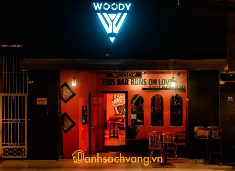 Woody Classic Bar - quán cocktail cổ điển ở Lâm Đồng