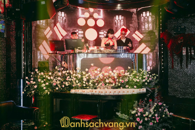 Fiêu Coffee & Lounge – 20 An Dương Vương, Phường Trường Vinh