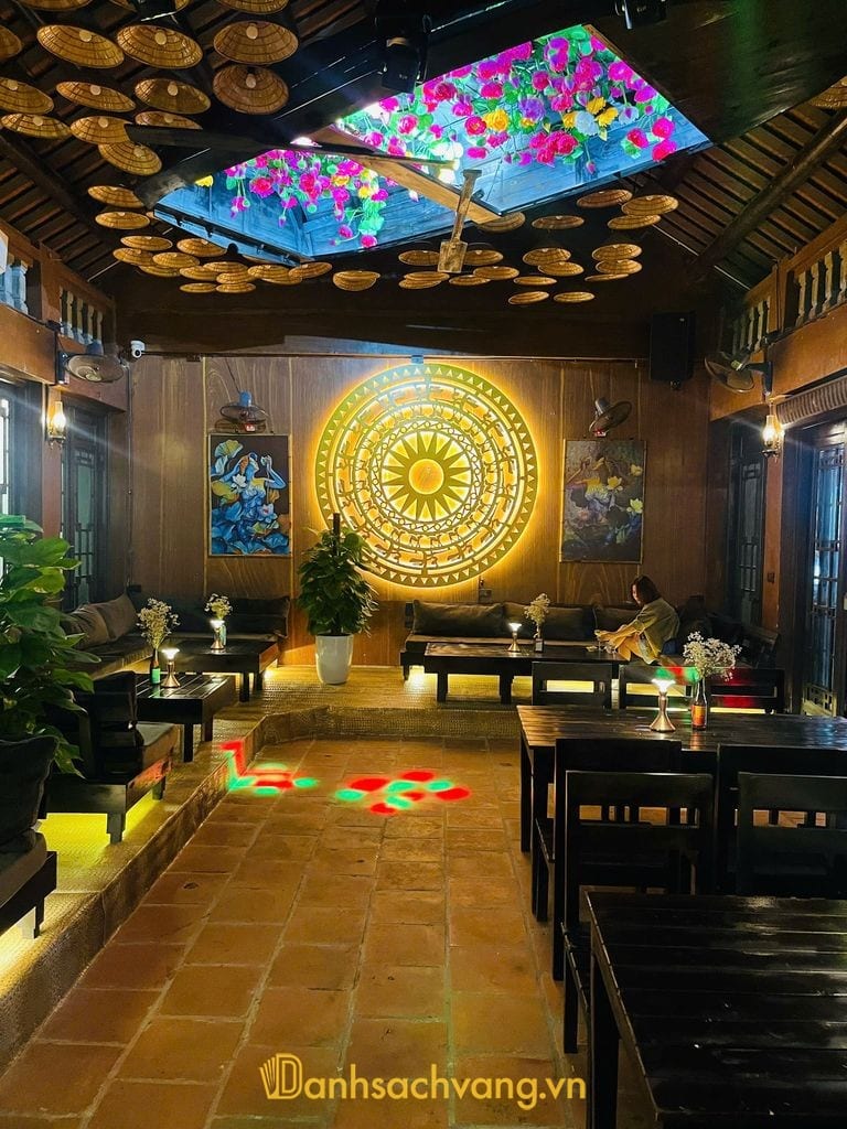 Phố Cổ Pub Hoa Lư tại Ninh Bình