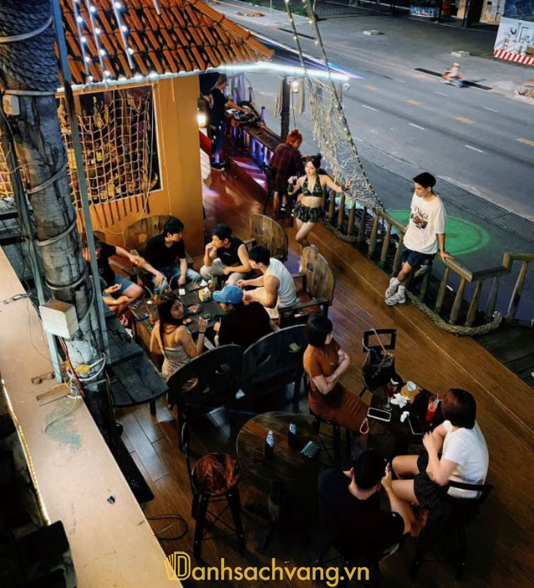 Pirates Club – 138 Hạ Long, Phường Bãi Cháy