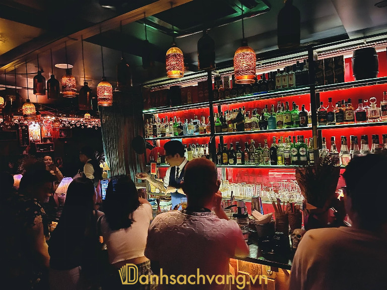 Old Mixology – 31 Nguyễn Thái Bình, Phường Hạc Thành