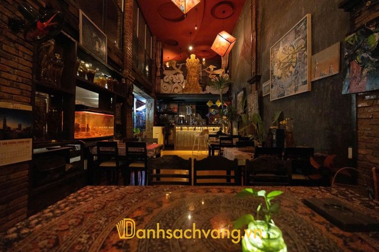 Secret Lounge Hue - quán bar sân vườn tại TP Huế