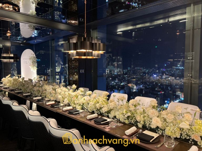 Chill Skybar & Dining - quán bar sang trọng tại TPHCM