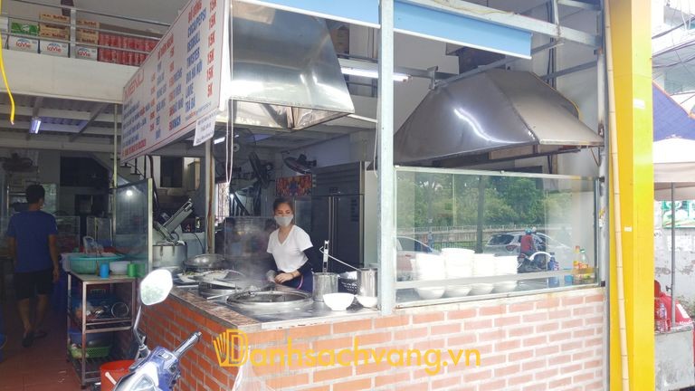 Bún Bò Huế Quân tại 167 Nguyễn Ngọc Vũ Hà Nội