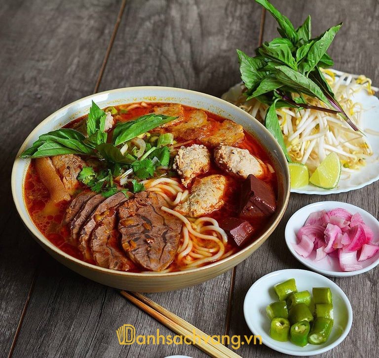 Bún Bò Huế O Bông - quán bún bò ở Thái Nguyên