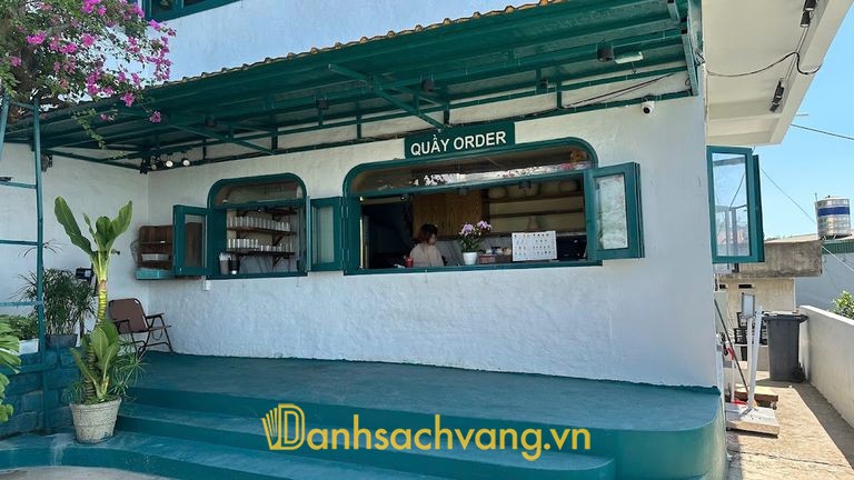 Đồi Mặt Trời Hạ Long - quán cà phê ở Quảng Ninh