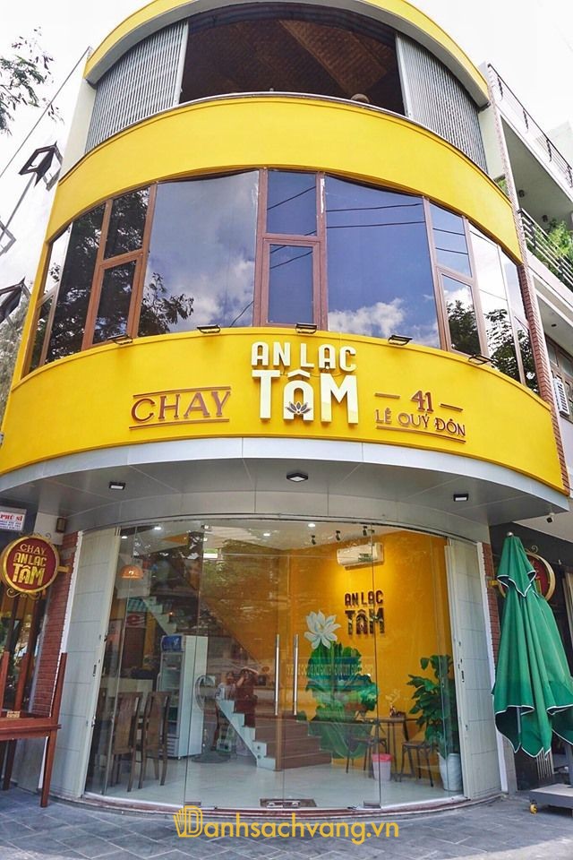 Quán chay An Lạc Tâm tại đường Lê Quý Đôn Đà Nẵng
