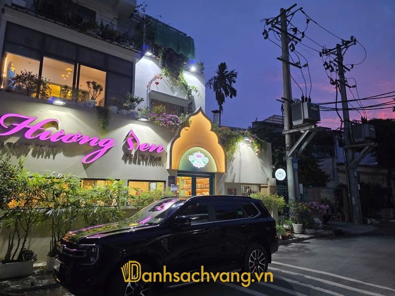 Nhà hàng chay Hương Sen tại Nguyễn Kiệm TPHCM