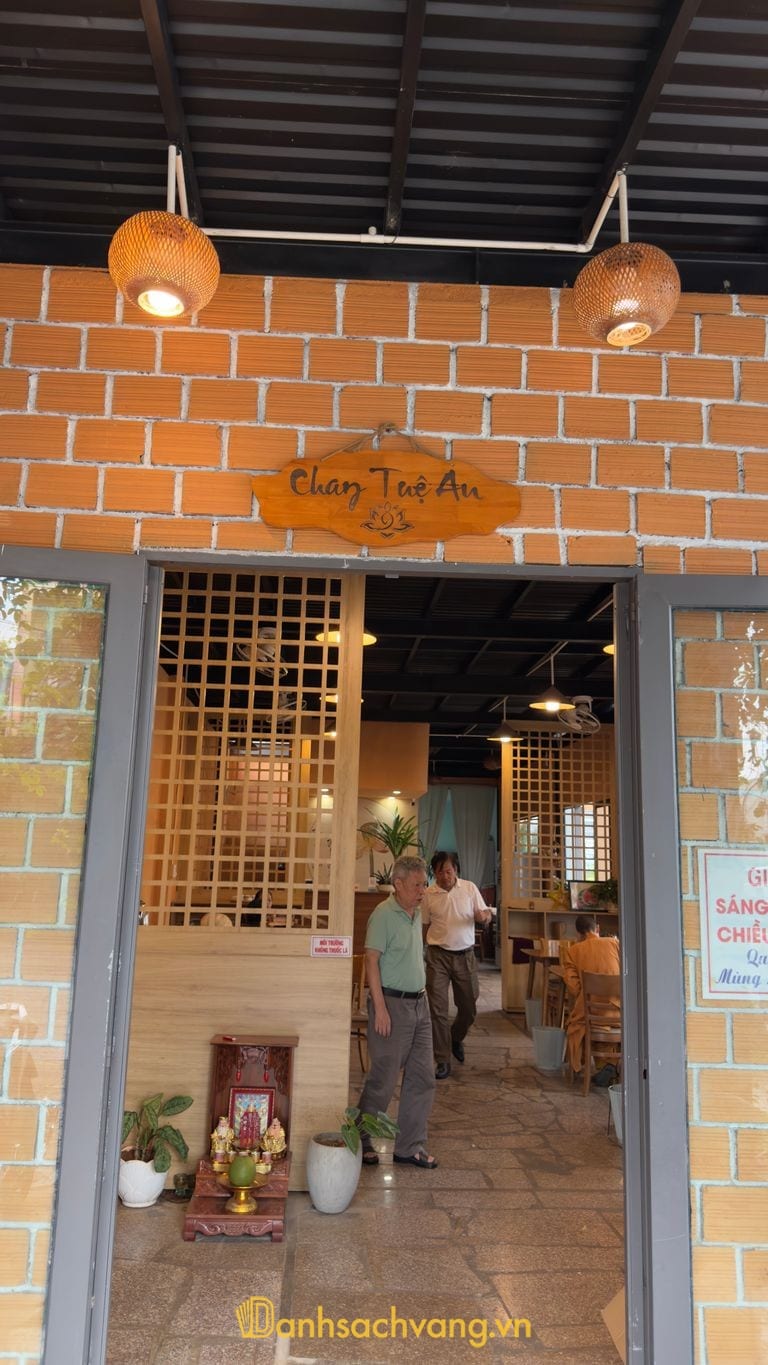 Chay Tuệ An - quán chay ở Pleiku Gia Lai