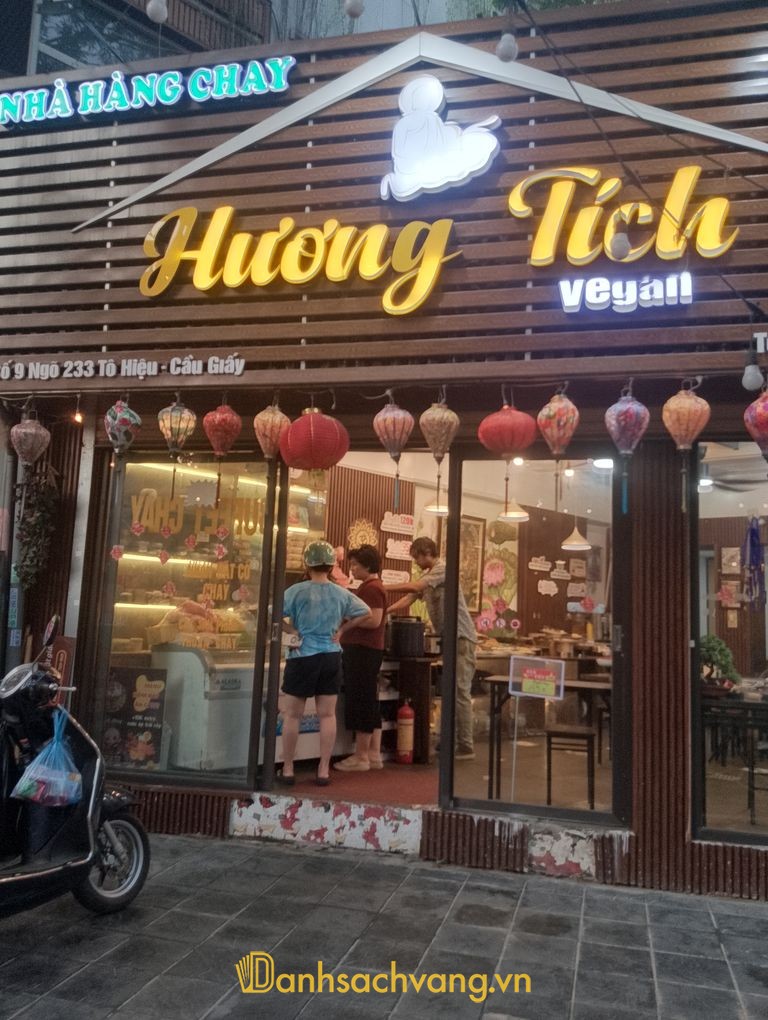 Nhà hàng chay Hương Tích Vegan tại Tô Hiệu Hà Nội