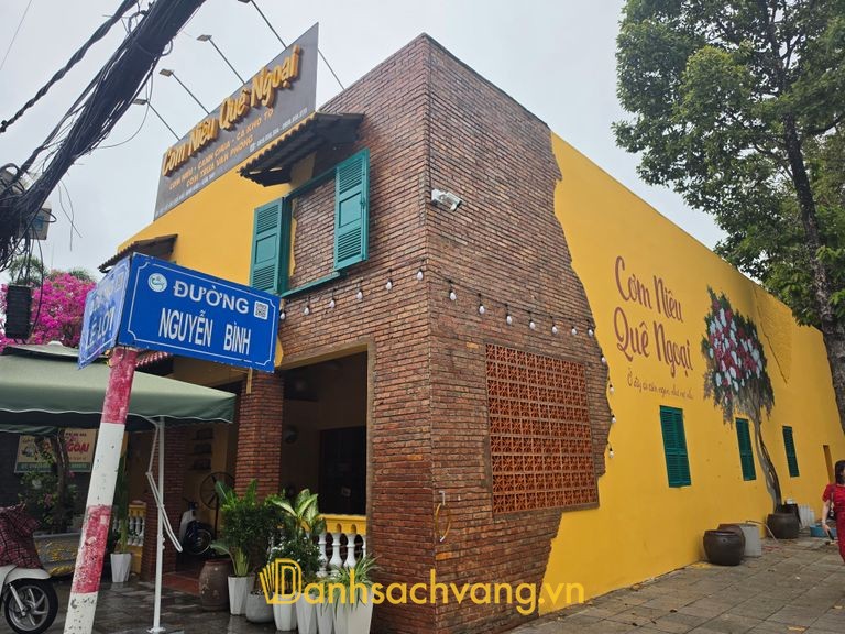 Cơm Niêu Quê Ngoại Cần Thơ - 62 Lê Lợi