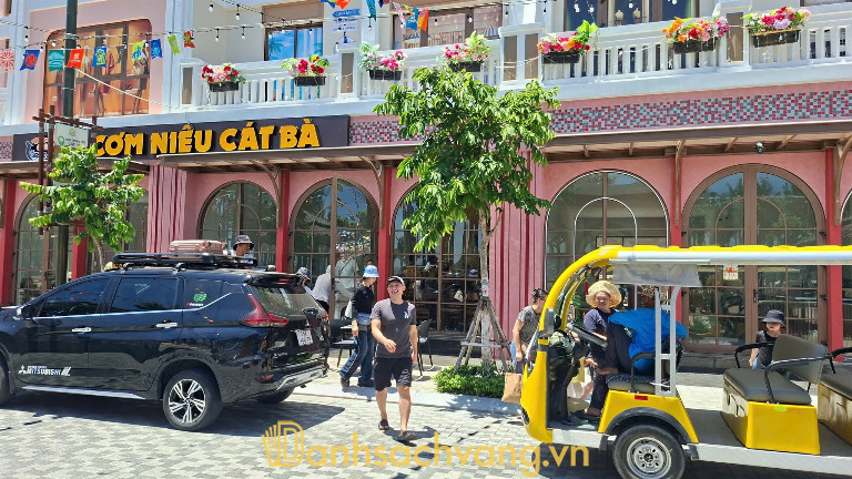 Cơm Niêu Cát Bà – SH16-SH17 Quảng trường Con Sò, Cát Hải