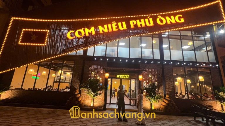 Nhà Hàng Cơm Niêu Phú Ông - Tràng An Ninh Bình