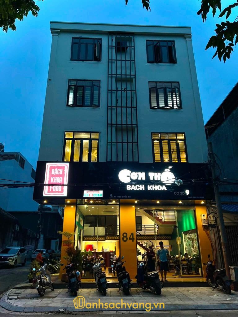 Cơm Thố Bách Khoa tại Triệu Quốc Đạt Thanh Hóa