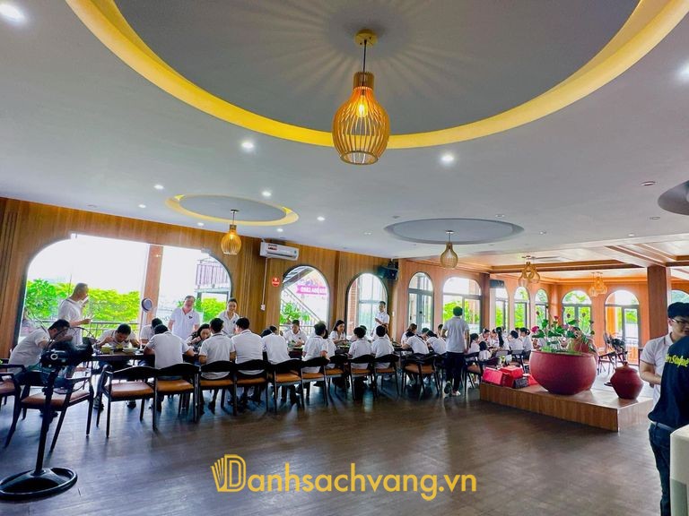 Nhà Hàng Bến Sông Quê - cơm niêu tại Quảng Ngãi