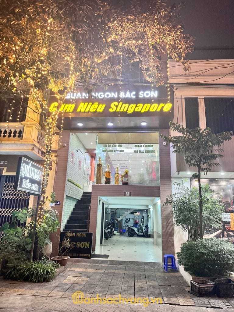 Quán Ngon Bắc Sơn - cơm niêu Singapore tại Thái Nguyên