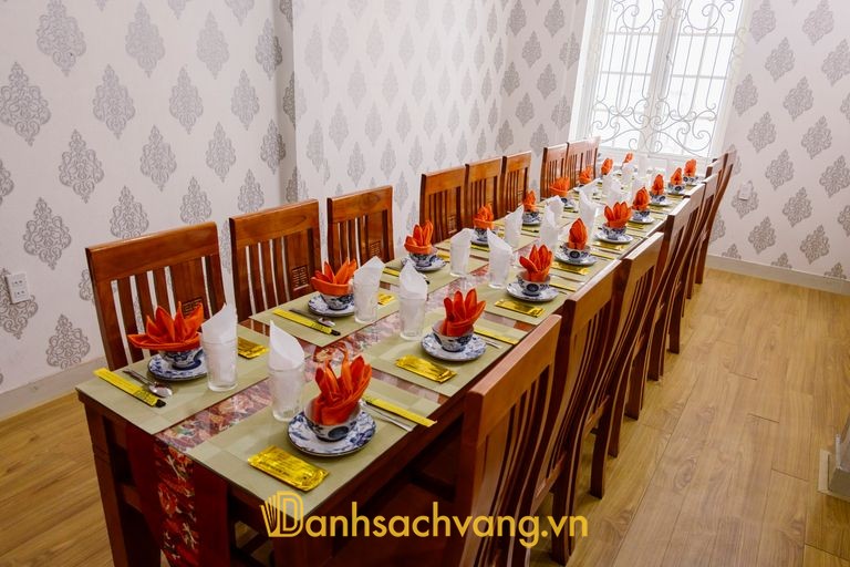 Nhà Hàng Cơm Niêu 1Hue Restaurant tại Huế