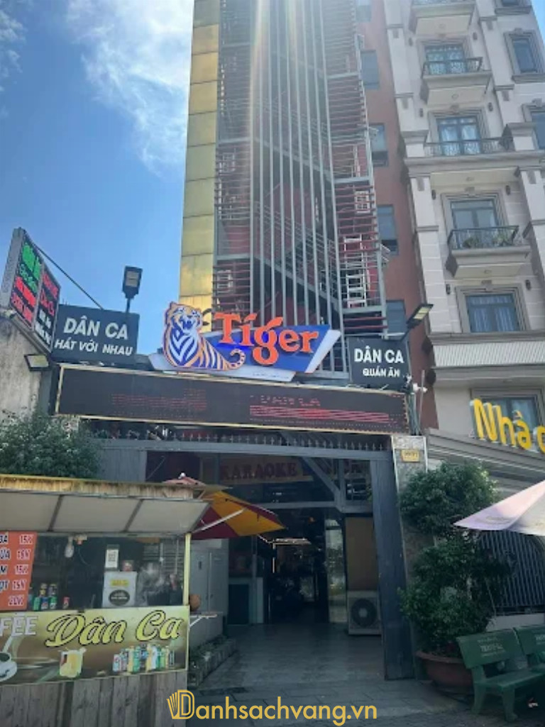 Karaoke Dân Ca - quán karaoke ở TPHCM tại Tân Thuận