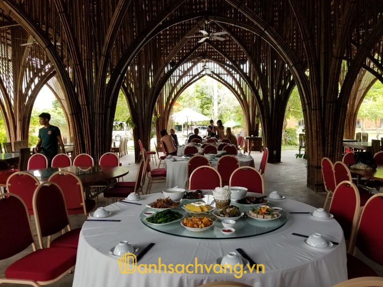 Nhà Hàng Suối Hẹn - địa điểm ăn uống tại Sơn La