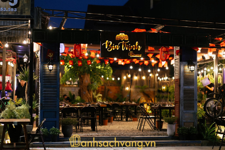 Bia Trịnh Rusted Quảng Ngãi – 77-79 Trương Quang Giao, Phường Cẩm Thành