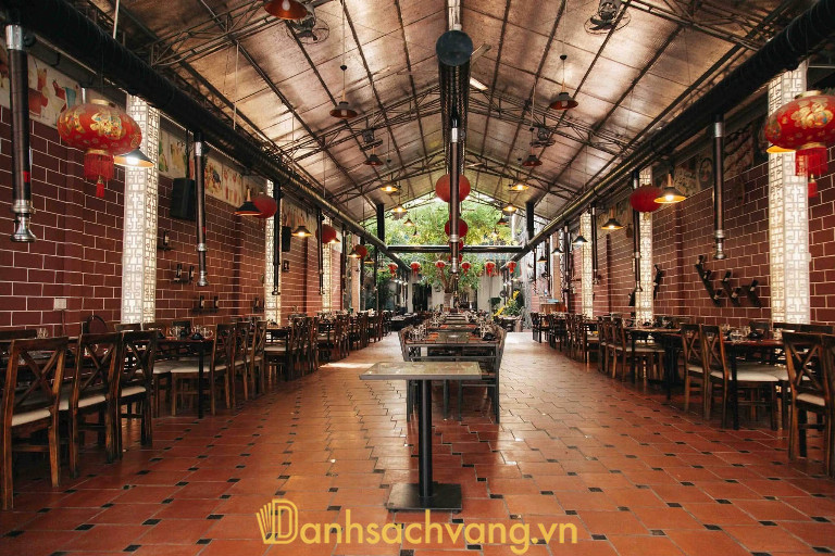 Nhà hàng Đức Phát Hoàng Gia – 68/8D Phạm Thái Bường, Phường Phước Hậu