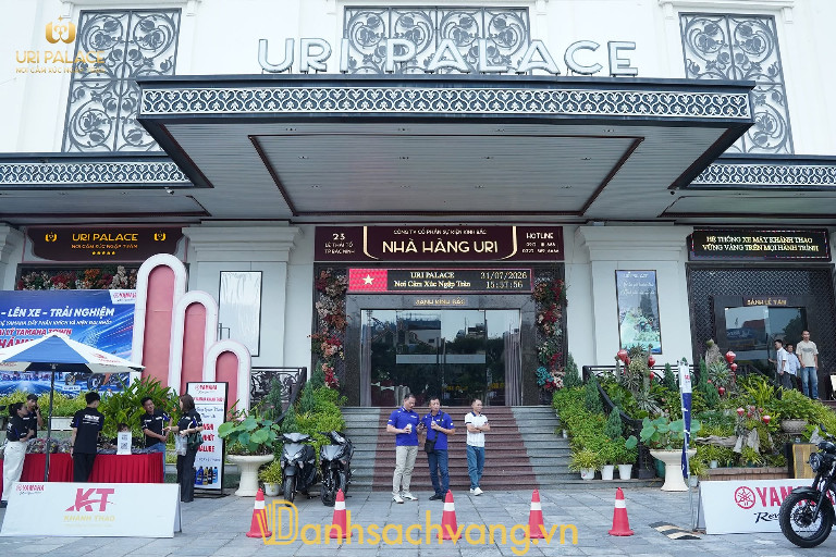 Nhà hàng Uri Palace – 23 Lê Thái Tổ, phường Võ Cường