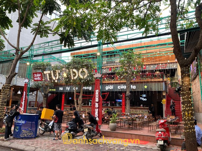 Quán Nhậu Tự Do - 112 Nguyễn Văn Tuyết, Hà Nội