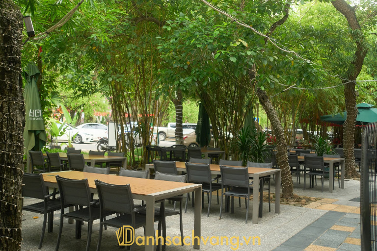 Nhà hàng Cây Cau – A15 Phố Trúc, Phụng Công