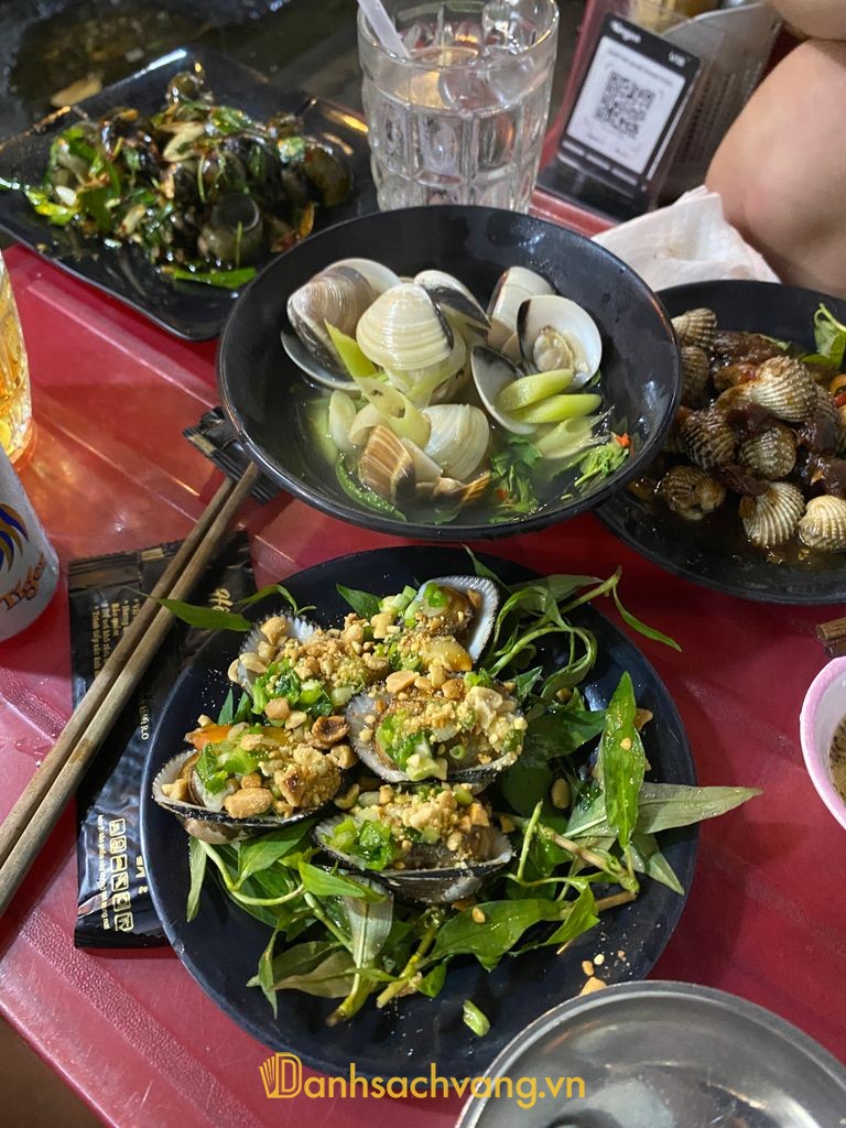 Quán Ốc Ngon - quán ốc ở TPHCM tại đường Nghĩa Phát