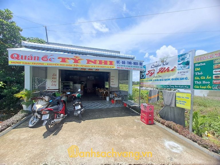 Quán Ốc Tỷ Nhi tại Cầu Thanh Tùng, Cà Mau