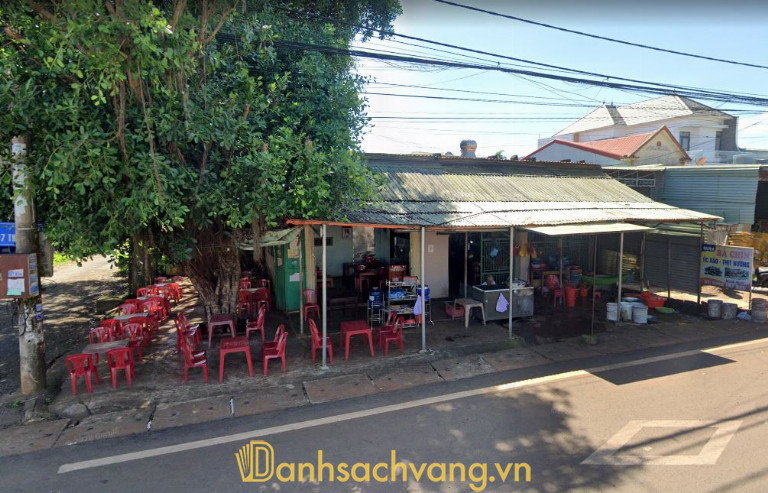 Quán Ốc Bà Chín – 127 Đường 17/3, Xã Chư Sê