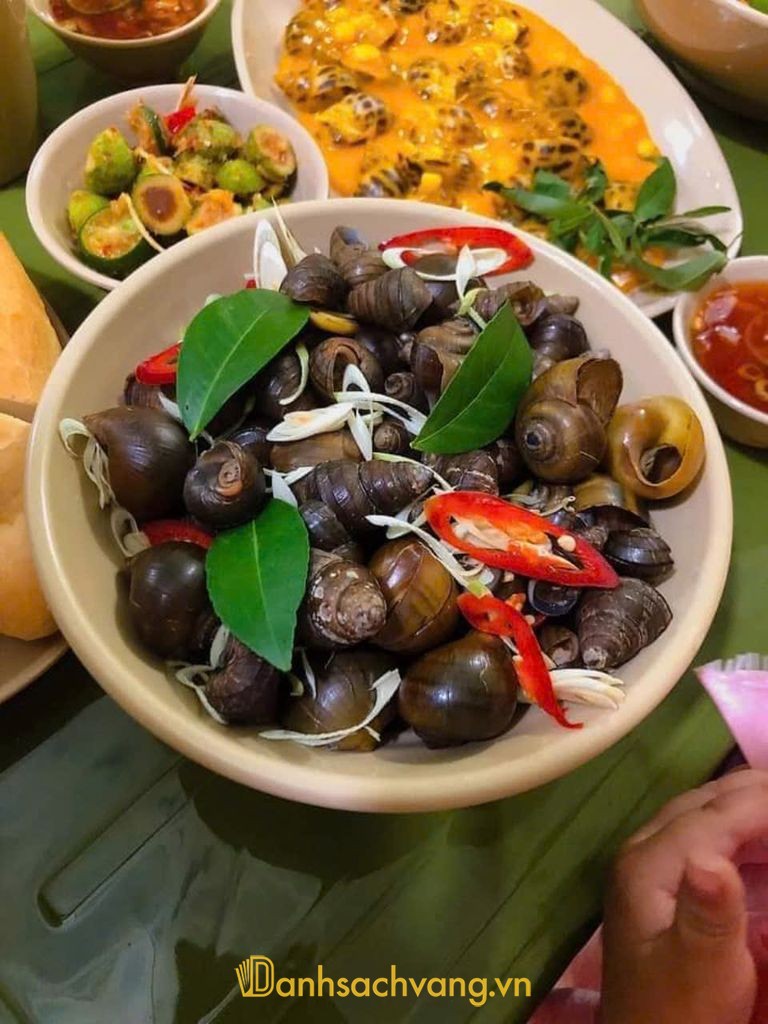 Quán Ốc Ngon trên Đại lộ Nam Sông Mã tại Thanh Hóa
