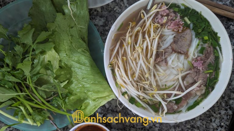 Quán Phở Bò Gia Truyền Nam Định tại Phạm Văn Đồng Thống Nhất Gia Lai