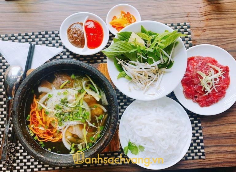 Phở Thố Đá Xuyên Á - quán phở ngon ở Tây Ninh trên QL22