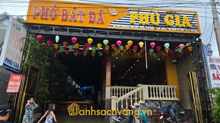 Phở Bát Đá Phú Gia - quán phở ở An Giang tại Nguyễn Văn Cừ Phú Quốc